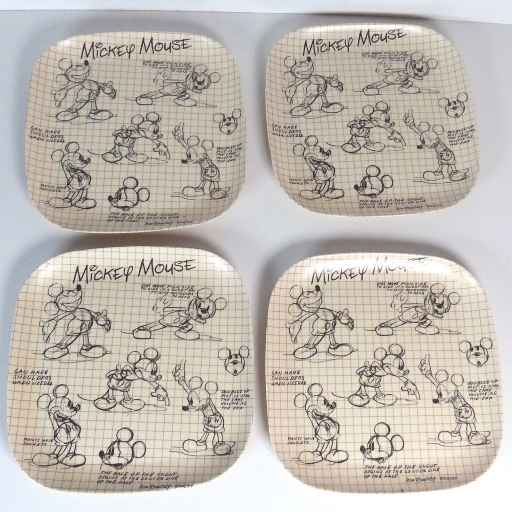Disney Artist Sketch Bamboo Plates 4 Piece Set Mickey Mouse Square Grid